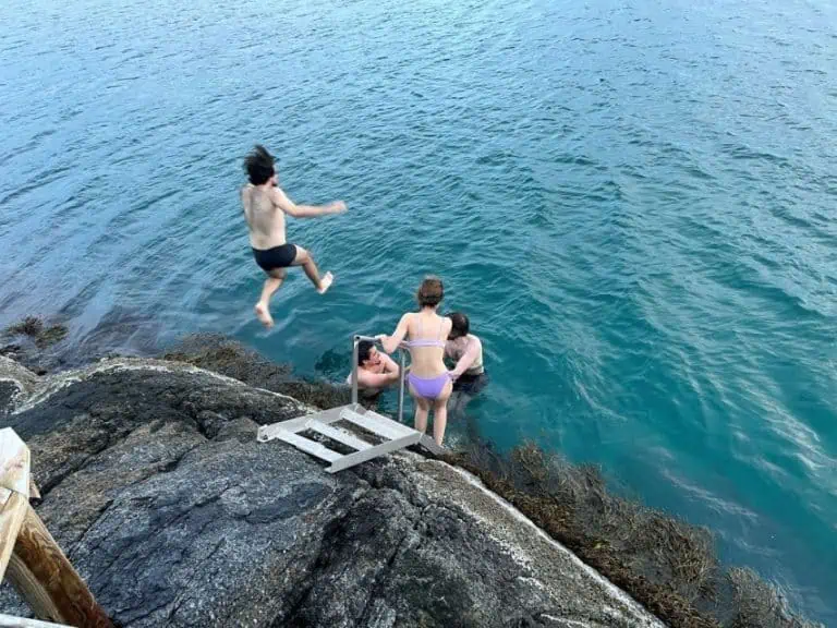 arctic sauna & ice bathing Skarsvåg