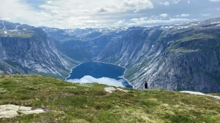 Bergen - Trolltunga and Waterfalls Helicopter Tour